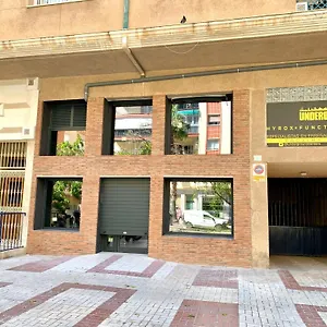 Ana's Parking Gratuito , Málaga Spagna